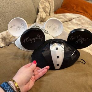 Disney Parks Exclusive Bride & Groom 'Happily Ever After' Mickey Ear Hats Set